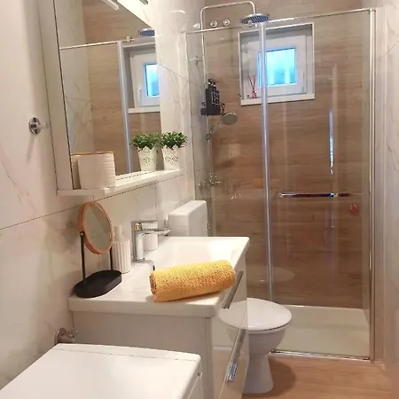 Apartment New! Terrazen - Free Car Parking Split