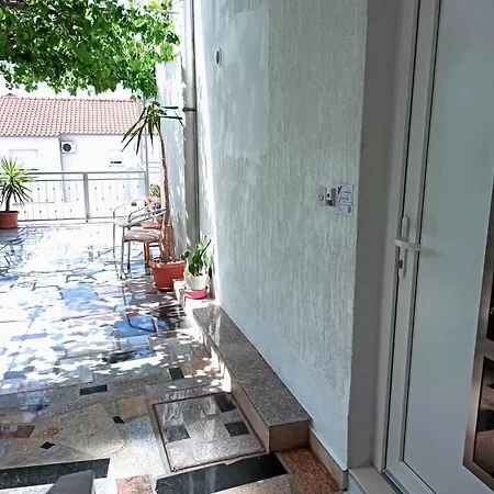 New! Terrazen - Free Car Parking * Split