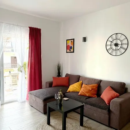 New! Terrazen - Free Car Parking Split